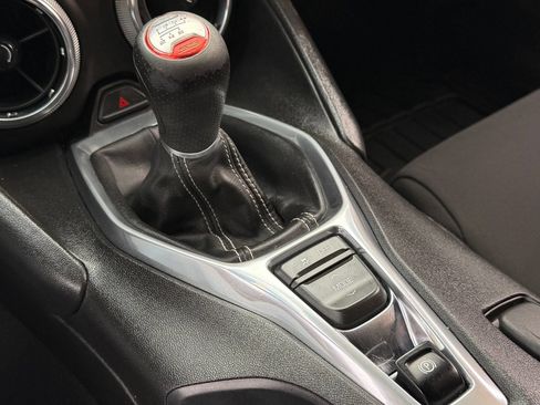 Used 2016 Chevrolet Camaro SS RWD image 30