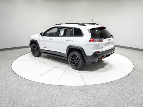 Used 2022 Jeep Cherokee Trailhawk w/ Sound & Nav Group AWD/4WD image 35