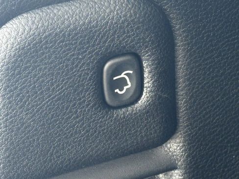 Used 2022 Jeep Grand Cherokee Laredo X image 5