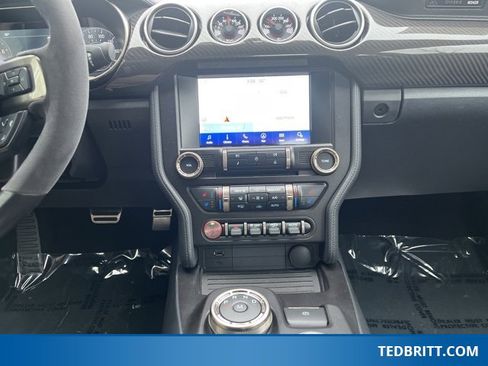 Used 2021 Ford Mustang Shelby GT500 w/ Technology Package image 24
