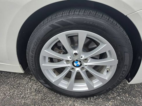Used 2017 BMW 320i xDrive Sedan AWD/4WD image 38