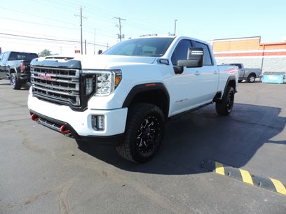 Used 2021 GMC Sierra 2500 AT4 w/ AT4 Premium Plus Package