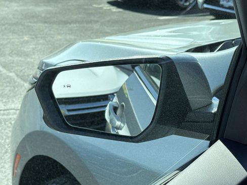 Used 2024 Chevrolet Equinox LT w/ LPO, Floor Liner Package AWD/4WD image 19