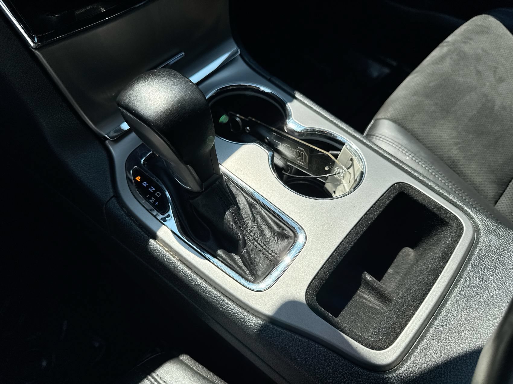 Used 2022 Jeep Grand Cherokee Laredo X RWD image 20