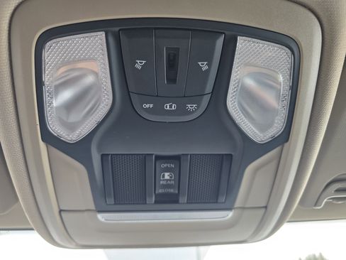 Used 2020 RAM 2500 Tradesman image 23