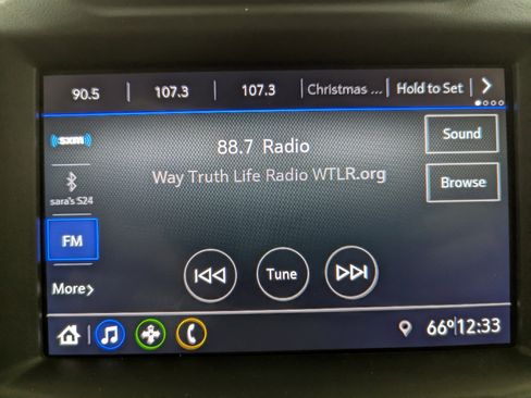 Used 2020 Chevrolet Silverado 1500 Custom w/ Custom Value Package image 19