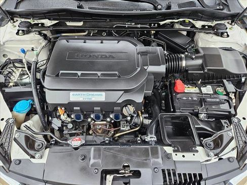 Used 2013 Honda Accord Touring image 24