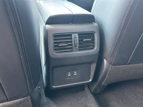 Used 2026 Nissan Rogue SL FWD image 21
