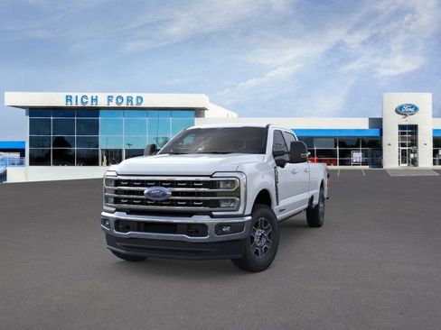 New 2026 Ford F250 Lariat w/ FX4 Off-Road Package AWD/4WD image 2