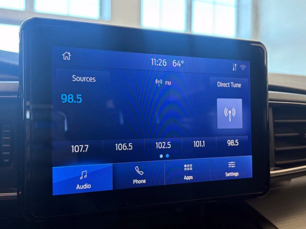 Used 2020 Ford Explorer XLT w/ Equipment Group 202A AWD/4WD image 41