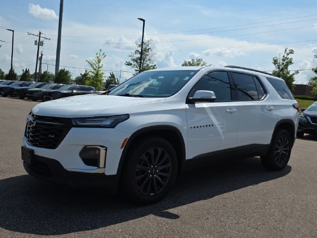 Used 2023 Chevrolet Traverse RS AWD/4WD image 7