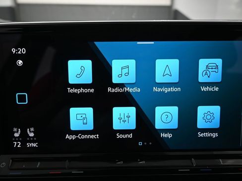 Used 2024 Volkswagen Atlas SE w/ Panoramic Sunroof Package FWD image 11