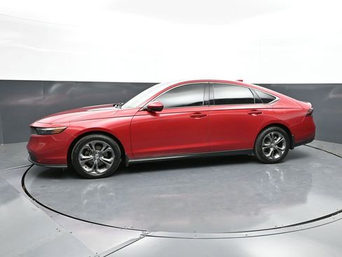 Used 2023 Honda Accord EX image 7