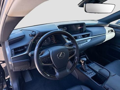 Used 2020 Lexus ES 300h w/ Premium Package FWD image 25
