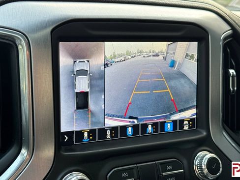 Used 2021 GMC Sierra 2500 SLT w/ SLT Preferred Package AWD/4WD image 23