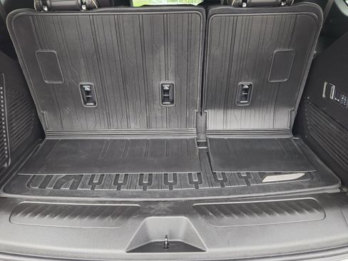 Used 2025 GMC Yukon Elevation w/ LPO, Floor Liner Package AWD/4WD image 21