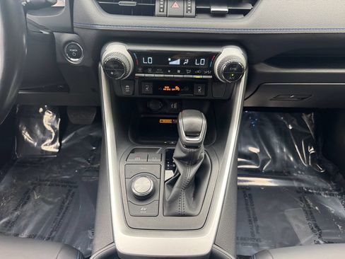 Used 2024 Toyota RAV4 XSE w/ Advanced Technology Package AWD/4WD image 11