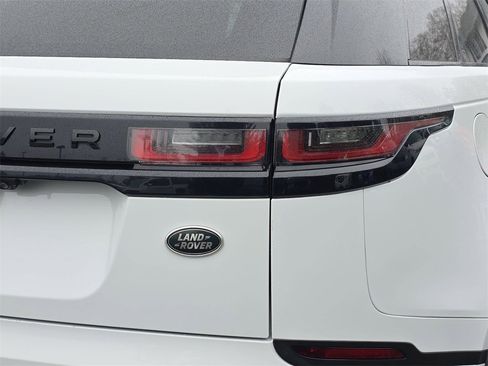 Used 2019 Land Rover Range Rover Velar S image 39