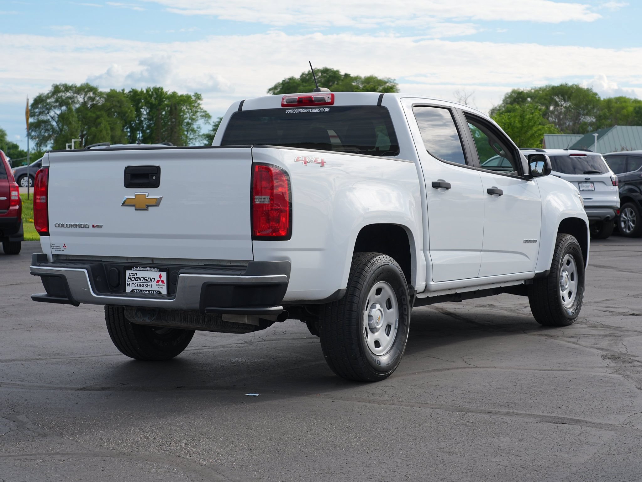 Used 2017 Chevrolet Colorado W/T w/ WT Convenience Package AWD/4WD image 3