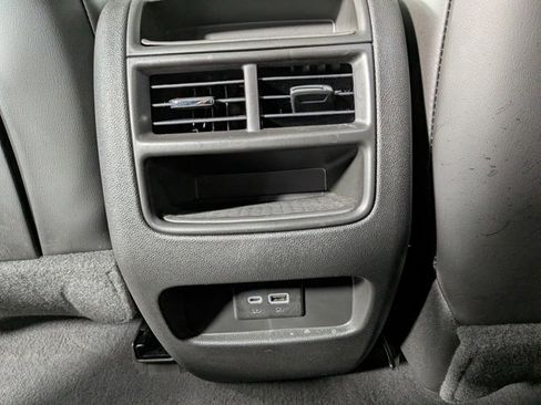 Certified 2022 Cadillac XT5 Premium Luxury image 27