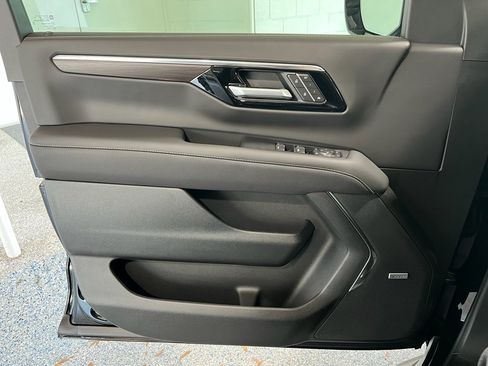 New 2026 Chevrolet Tahoe Premier w/ Sun And Tow Package RWD image 29