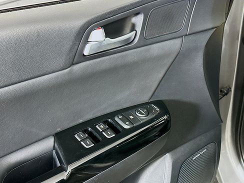 Used 2020 Kia Sportage SX image 15