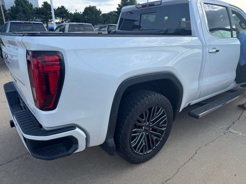 Used 2019 GMC Sierra 1500 Denali w/ Denali Ultimate Package AWD/4WD image 5