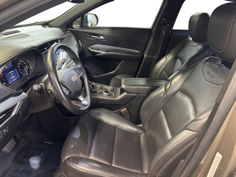 Used 2020 Cadillac XT4 Premium Luxury image 9