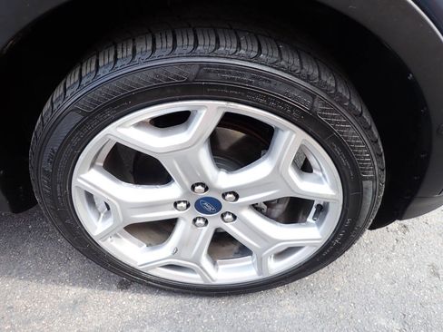 Used 2019 Ford Escape Titanium AWD/4WD image 11