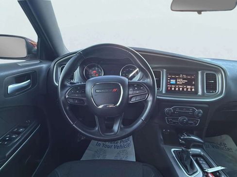 Used 2022 Dodge Charger SXT image 15