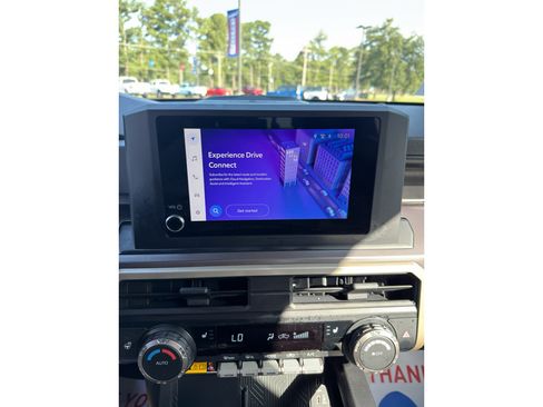 Used 2025 Toyota Tacoma TRD Off-Road w/ TRD Off Road Upgrade Package AWD/4WD image 21