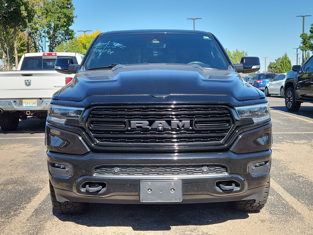 Used 2020 RAM 1500 Limited w/ Black Appearance Package AWD/4WD image 2