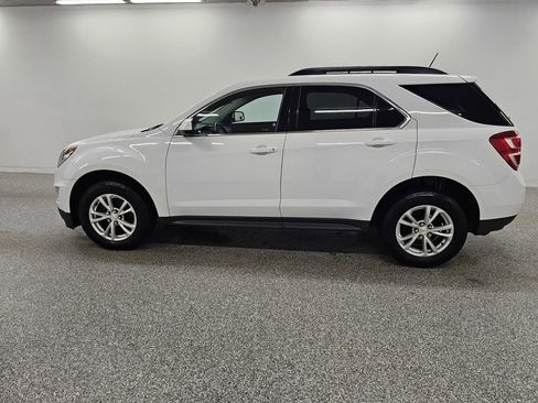 Used 2017 Chevrolet Equinox LT w/ Convenience Package image 7