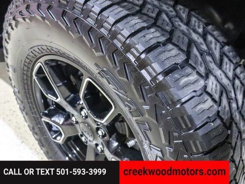 Used 2017 Jeep Wrangler Unlimited Sahara image 20