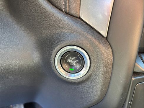 Used 2021 Chevrolet Silverado 1500 LT image 25