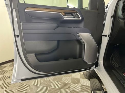 New 2026 Chevrolet Silverado 2500 High Country w/ Technology Package AWD/4WD image 10