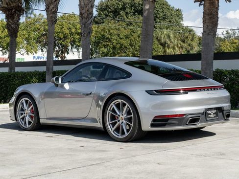 Used 2021 Porsche 911 Carrera image 4