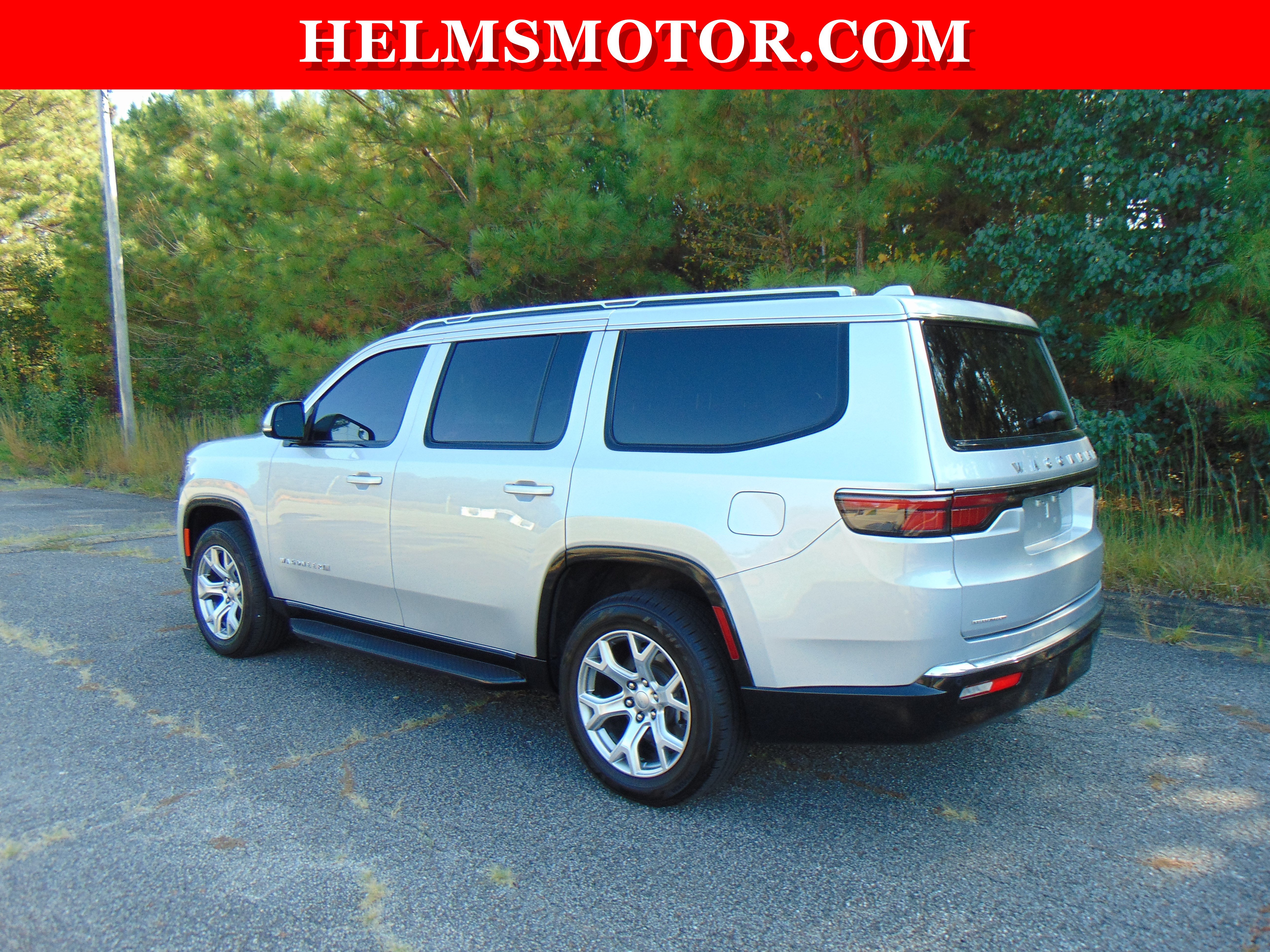 Used 2022 Jeep Wagoneer Series II AWD/4WD image 6