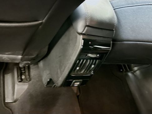 Used 2025 Jeep Compass Limited image 27