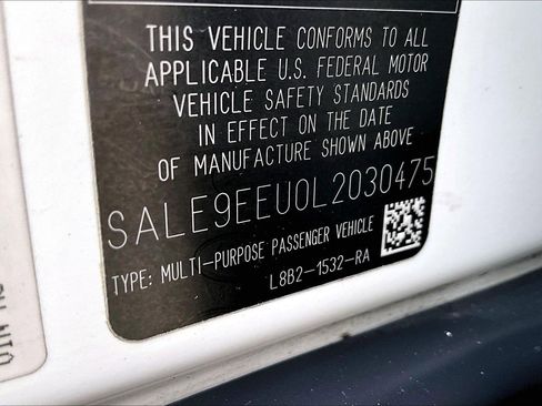 Used 2020 Land Rover Defender 110 HSE image 34