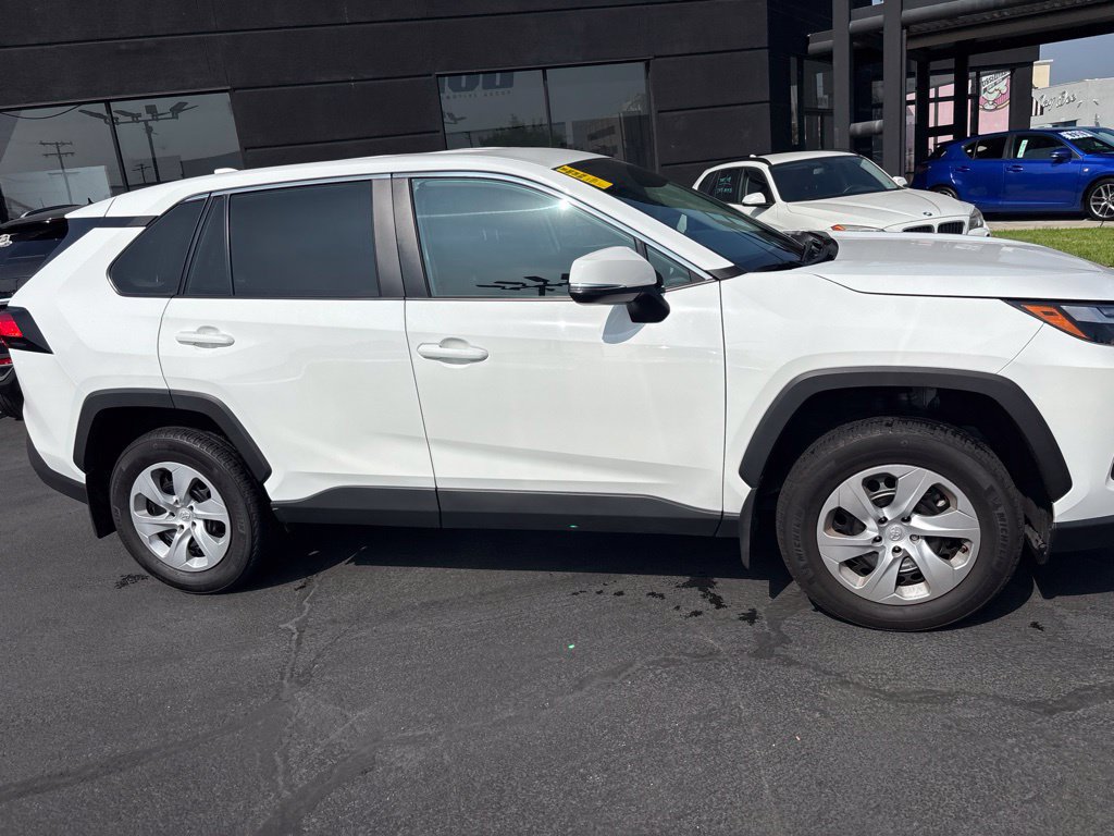 Used 2025 Toyota RAV4 LE FWD image 3