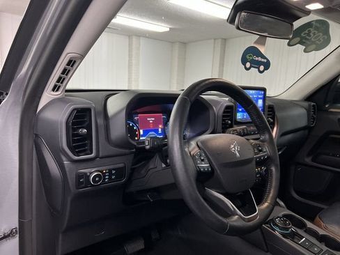 Used 2023 Ford Bronco Sport Outer Banks w/ Tech Package AWD/4WD image 10