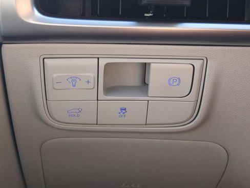 New 2026 Hyundai Tucson Limited image 32