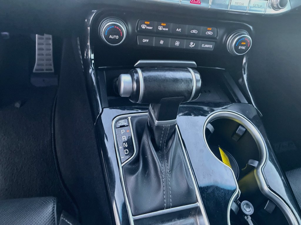 Used 2023 Kia Stinger GT-Line w/ Sun & Sound Package RWD image 17
