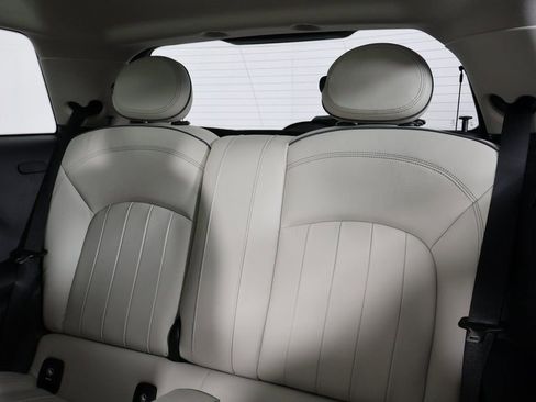 Used 2019 MINI Cooper S w/ Driver Assistance Package image 11