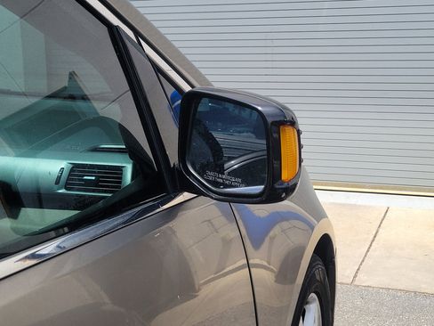 Used 2012 Honda Odyssey Touring Elite image 9