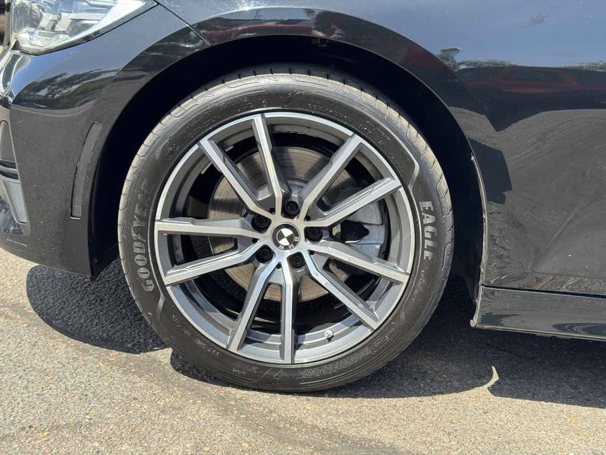 Used 2020 BMW 330i Sedan w/ Premium Package RWD image 7
