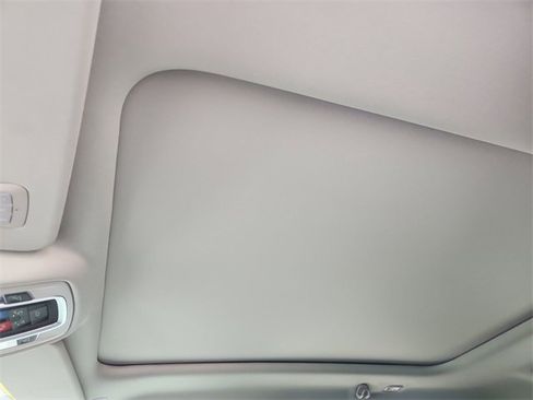 Used 2022 RAM 1500 Laramie w/ Laramie Southwest Edition image 19