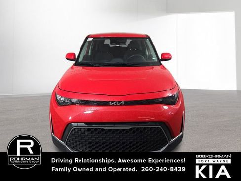 Certified 2023 Kia Soul LX w/ LX Technology Package image 3