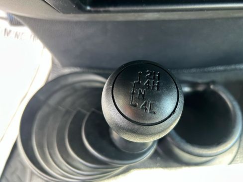 Used 2006 Ford F150 STX AWD/4WD image 21